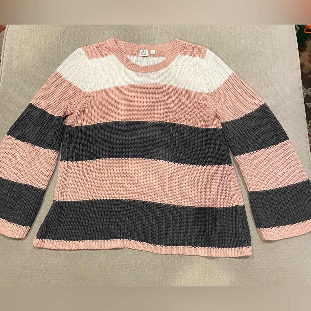 Women’s Gap Sweater
